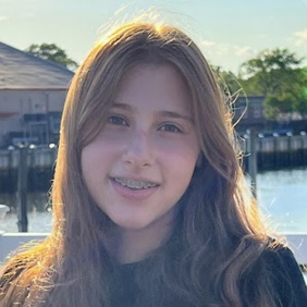 6372947efa7f5e5534aff7d2_sarah c 