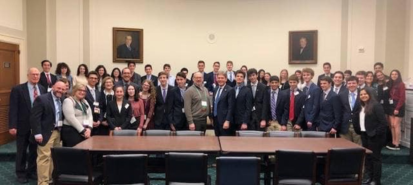 5cc74f07f1f58e1fb38ce5a1_IMG_7594