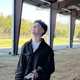 647f8d57ff5b8fa471197d5a_IMG_2298