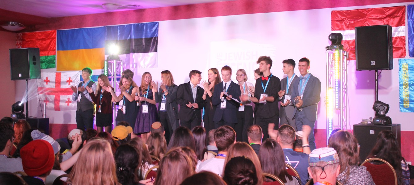 5c94ed2cc2075b65d6196020_IMG_9247