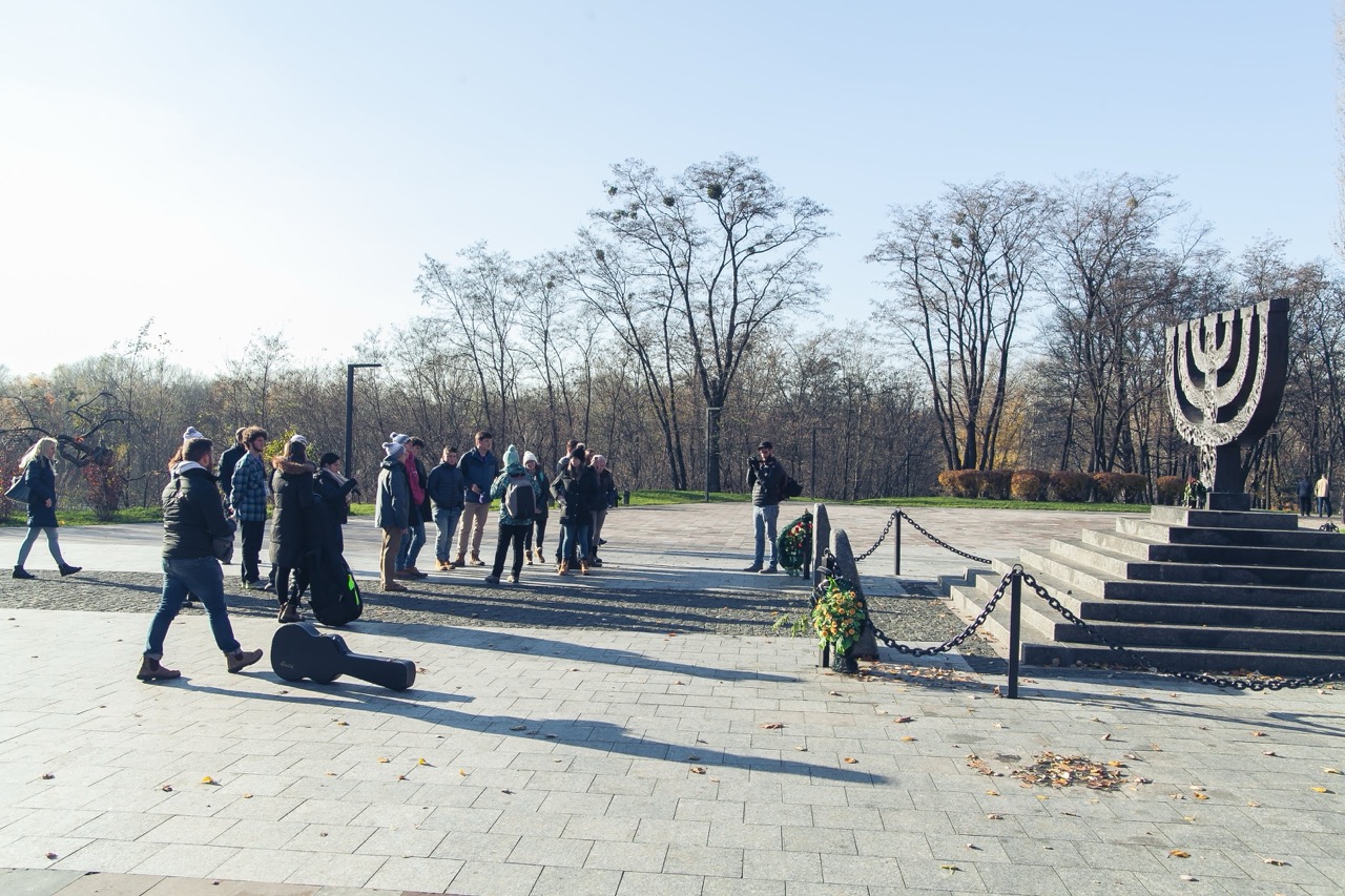 6876f70bf60530fa84b62af6_IMG_0898 Large