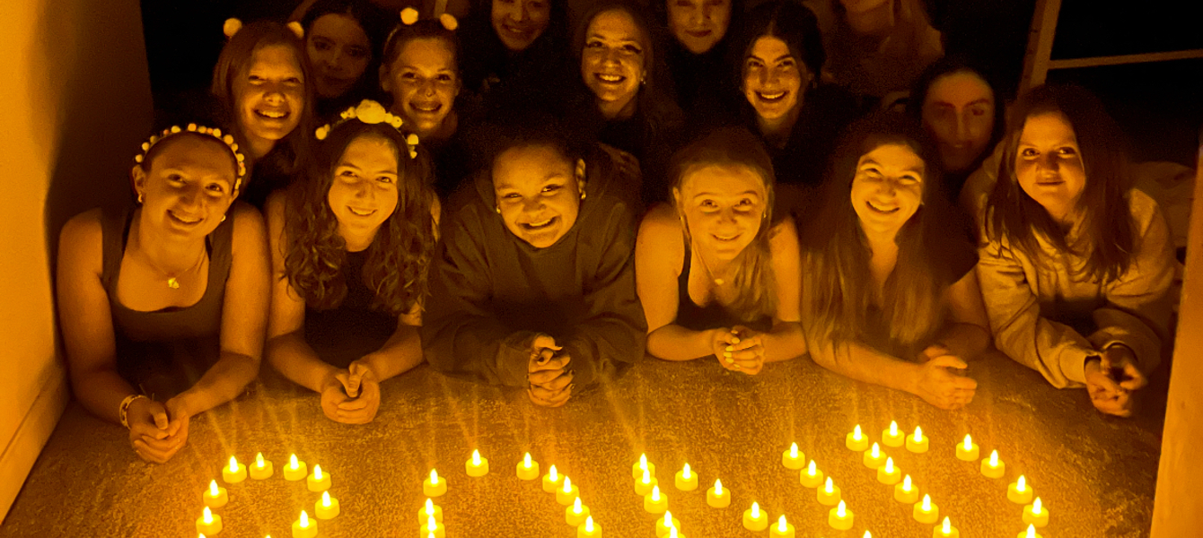 6737640f5e4fe860d05bbb6b_undefined