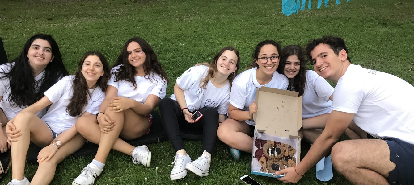 5e1dea60f541f03f1c3869eb_Pic2.jpg copy