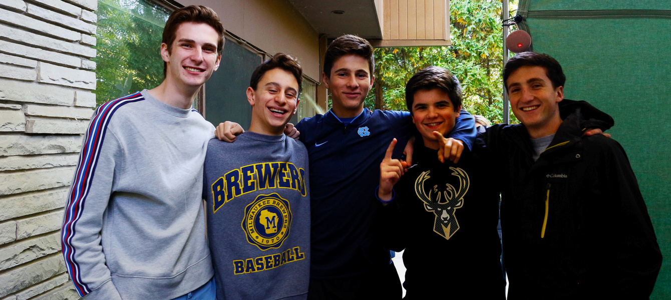 5de91a9d372b4dc8bff7f6f5_Sukkot Oneg Wisco - Header Photo