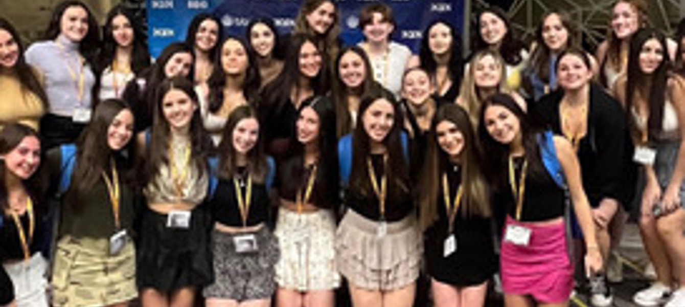 642c4e71eeef1c4949832adb_IMG_4734