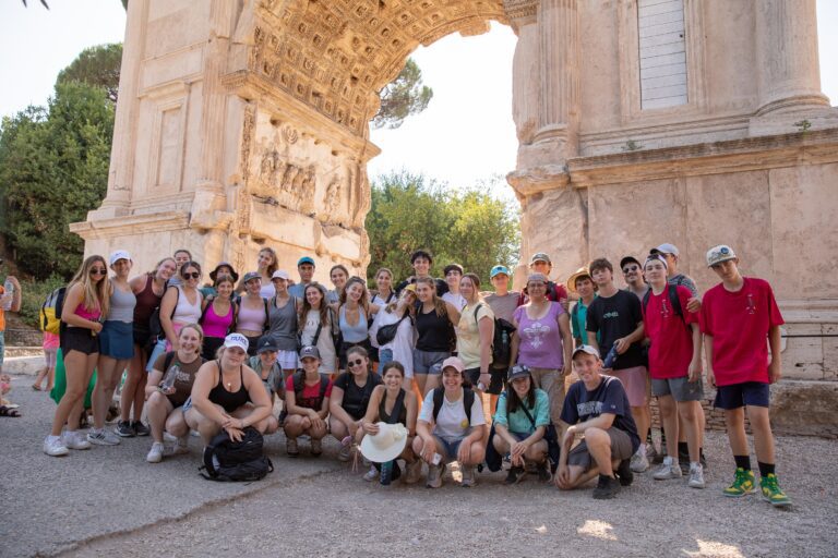 Ad Landing Page Combination Thumbnail 06A3167 600X400 768X512