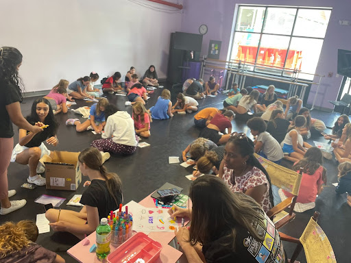 654d4f8da05dd548bef9575b_Avery fox main image