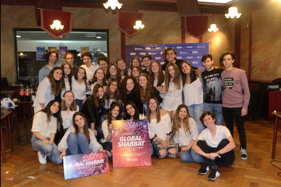 5c94f4c2d5d9bd2cb6ca477d_64