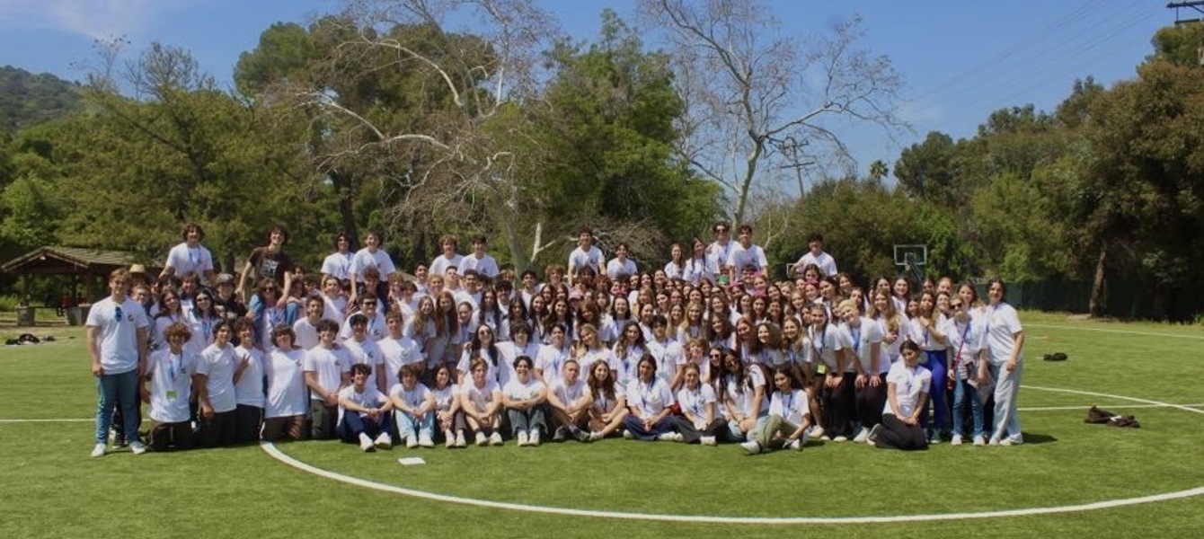 64513b98ee0474b38b821466_April KP