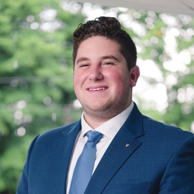 647bfe357bf8e250ef2a2f7f_JR2