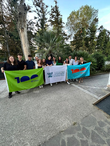 6580b6ab3c07af1888acb70e_lea main image