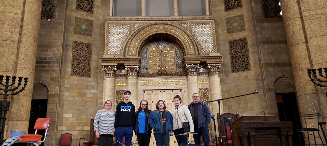 5ce30585e9892d13858de6f4_IMG_0372