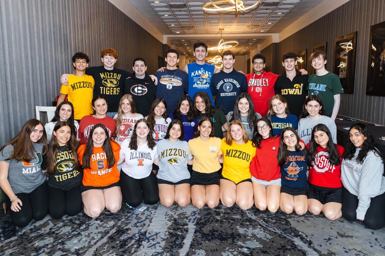 6862f463c63e90c385f55847_20250405_GMR_Spring-696-Copy1 Large