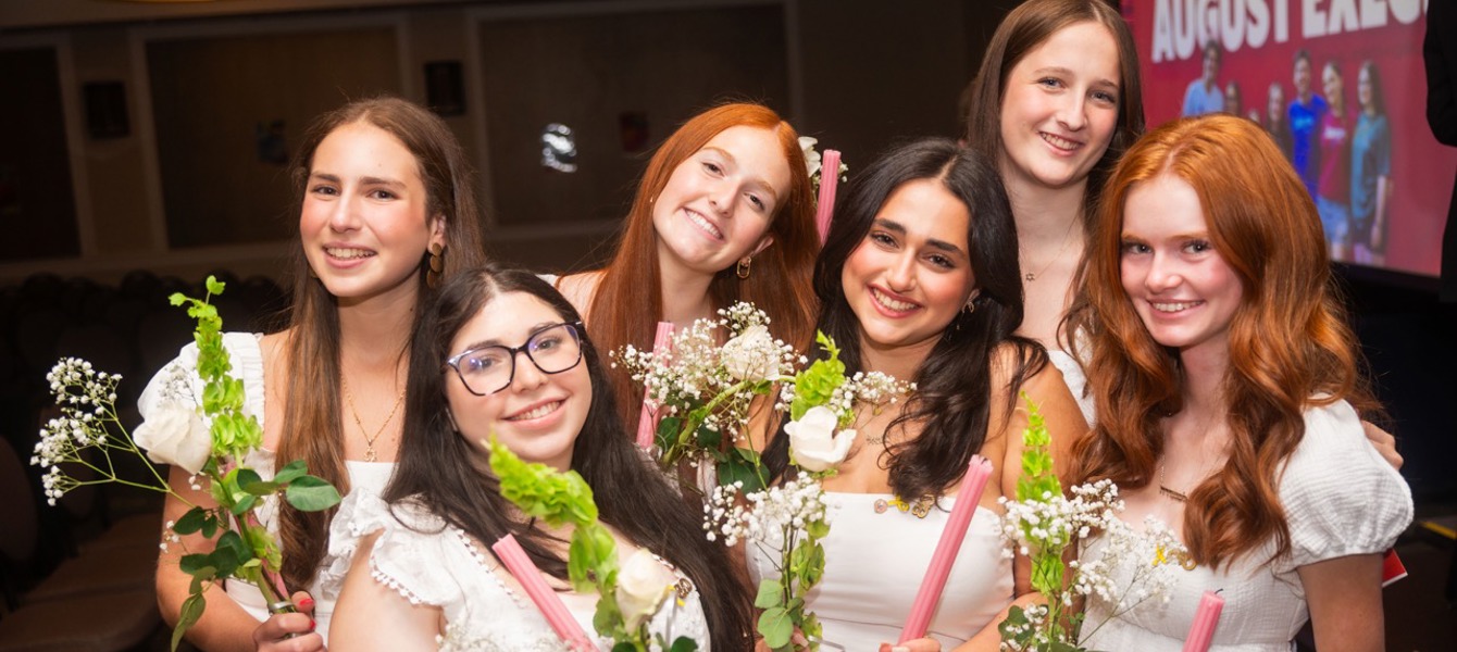 68431253f3f9c7951c207273_R5810345 (2) Large