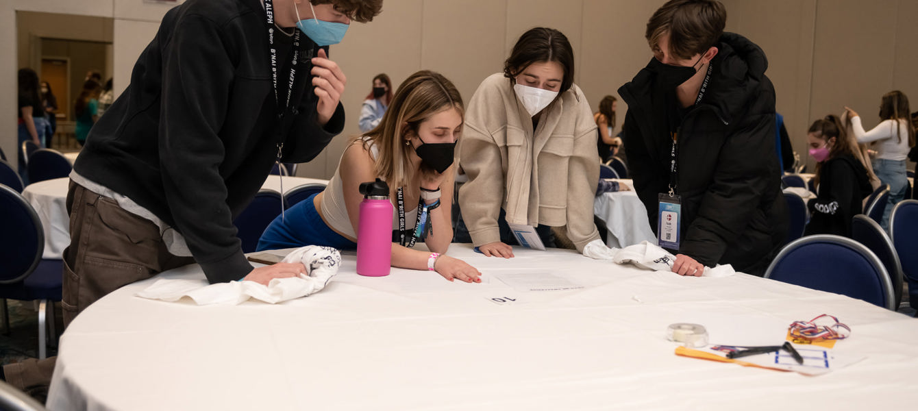 620ea0cbc910695aa84281b3_Camila 1