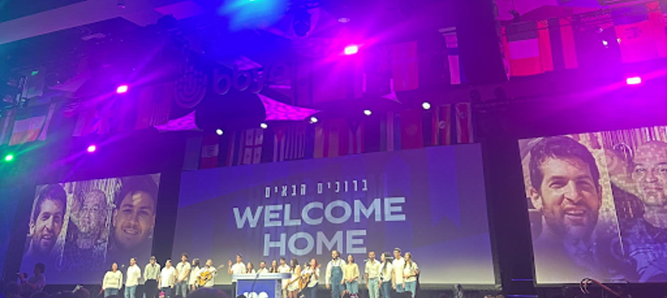 67d4835c00a8da8dfaa2be35_jennabar3-14